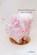 Колясочка из подгузников для девочки — изображение 3