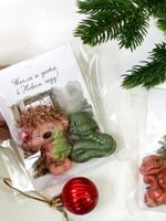 Открытка новогодняя с шоколадными фигурками — изображение 3